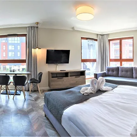 Zefiro Chmielna * غدانسك